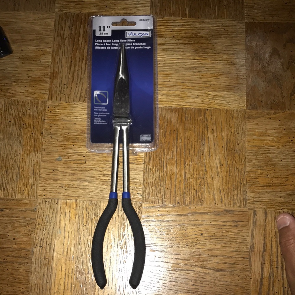 Vulcan Long Nose Pliers with Black and Blue Handles Brand new